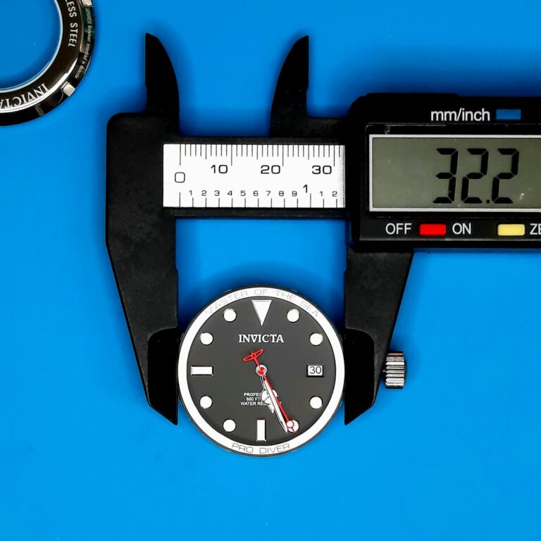invicta dial size